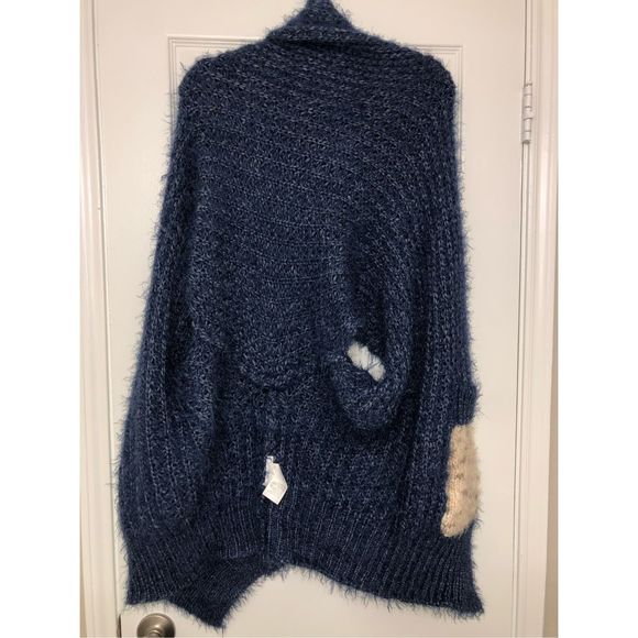 Patrizia Pepe Navy Blue Italian Wool Shrug w/Mitten Pockets One Size, MSRP $228 - Picture 4 of 10